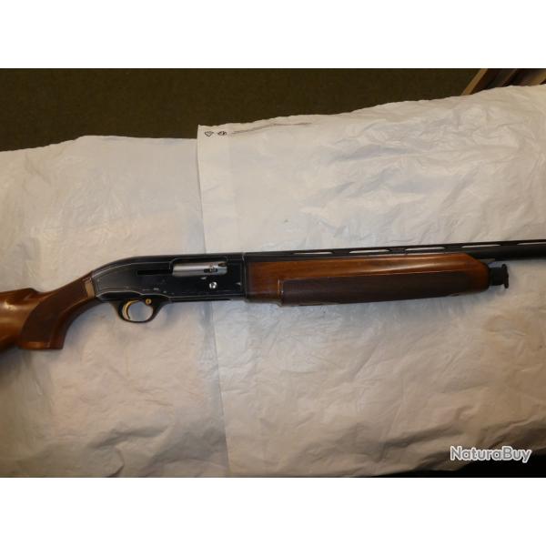 fusil semi auto BERETTA  A303 cal 12/70