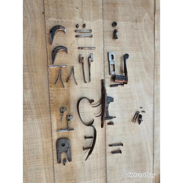 Lot de pi�ces ARTISAN Fran�ais - Cal. 12 - juxtapos�