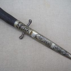 knife  dagger poignard couteau dague  Alfred Norrstr&ouml;m Eskilstuna  seconde moiti&eacute; du XIXe si&egrave;cle x