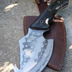 GROS Couteau Skinner D&eacute;coupe Damas Lame Acier Carbone 1055 Manche Micarta Etui Cuir Fabr Artisanale