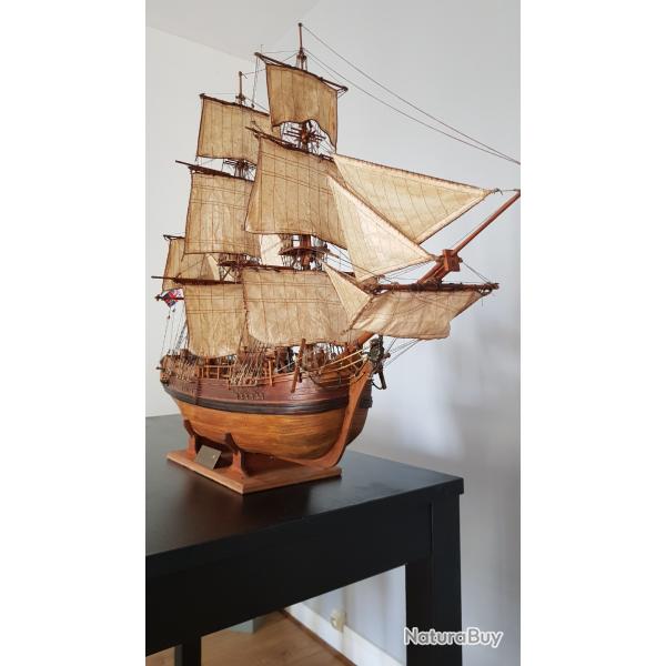 Maquette HMS Bounty bois 1:48 98 cm long 76 cm haut