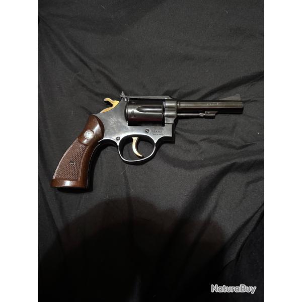 Revolver Taurus MOD 93