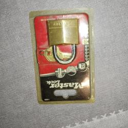Cadenas neuf