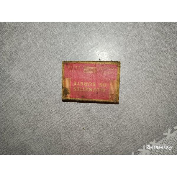 Bo�te d'allumettes ancienne