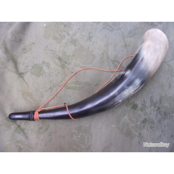corne d'appel en corne 47 cm