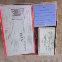 boites  avec mat&eacute;riel pour rechargement ancien