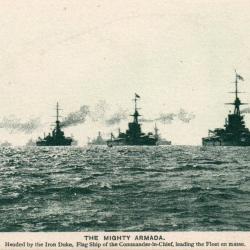 Carte postale "The Mighty Armada" avec des navires de guerre -N&deg;8156