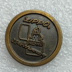 PINS BRIQUET ZIPPO AMERICAN CLASSIC 25eme ANNIVERSAIRE