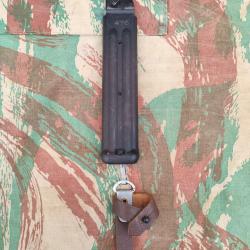 Fourreau ba&iuml;onnette russe 6h5 "plum" de couleur prune/marron  avec porte fourreau URSS CCCP Russie