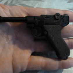 miniature #4 - Luger