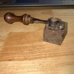 MOULE A BALLE ANCIEN CALIBRE .490 A VOIR