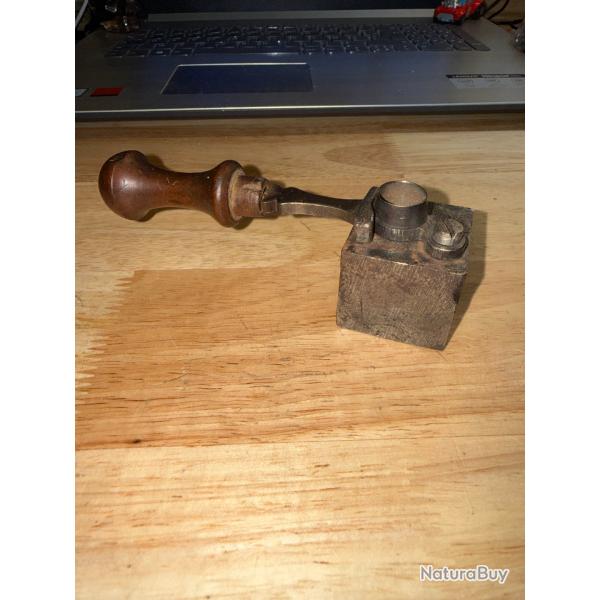 MOULE A BALLE ANCIEN CALIBRE .490 A VOIR