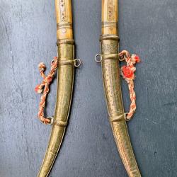 ANCIENNE PAIRE DE POIGNARDS SHULA DU MAGHREB, XIX&deg; SIECLE, POUR COLLECTION, MAROC, AFRIQUE