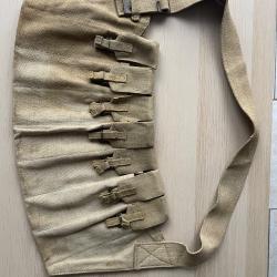 Bandouli&egrave;re parachutiste sten porte chargeurs ww2