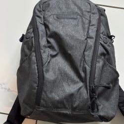Maxpedition entity 21