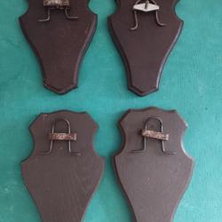 LOT DE 4 ECUSSONS BOIS AVEC PINCES DE FIXATIONS TROPHEE CHASSE CHEVREUIL CHAMOIS TAXIDERMIE