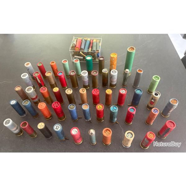 AV 1 lot de vieilles cartouches pour collectionneur. Diff�rents calibres et plombs.