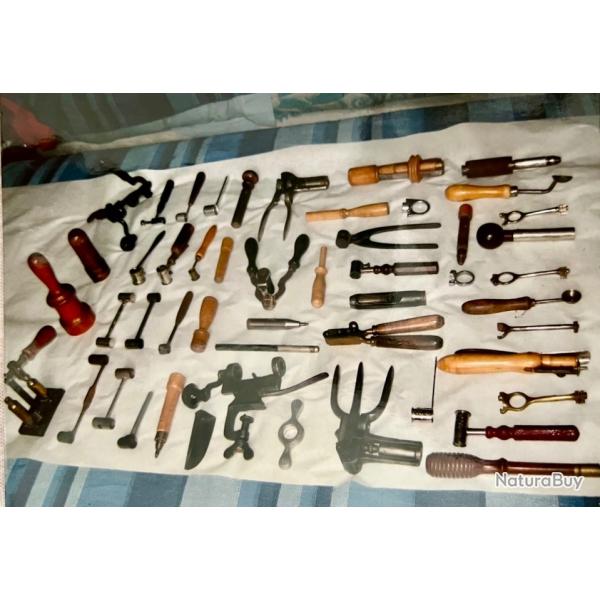 AV 1 lot d'outils anciens pour confection de munitions lisses