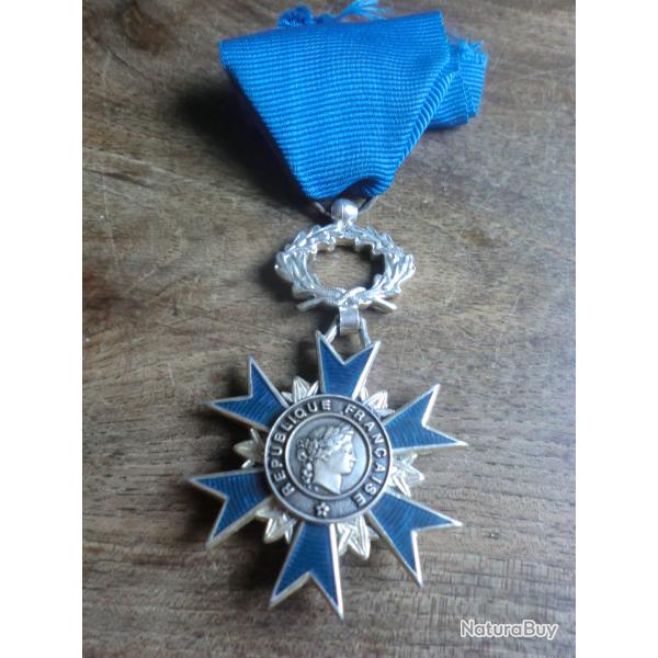 m�daille ordre national du m�rite 1963