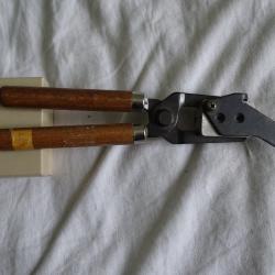 Moule &agrave; balle double cavit&eacute; balles rondes calibre 44 ou 0.445 marque LEE