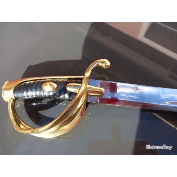 Sabre d Officier fran�ais 19 �mes si�cles de Klingenthal avec fourreau + gravure