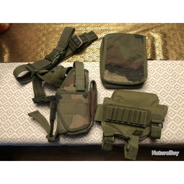 LOT MILITARIA