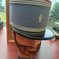 Superbe k&eacute;pi militaire de Capitaine - Arme Blind&eacute;e et Cavalerie - Mat&eacute;riel
