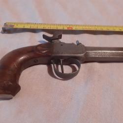 Pistolet balles forc&eacute;