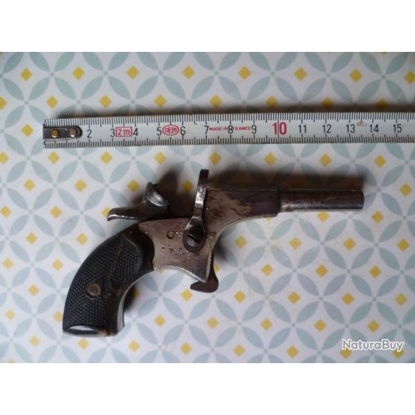 PETIT PISTOLET DE CYCLISTE EN CALIBRE 22,TR�S BON ETAT , CAT�GORIE D