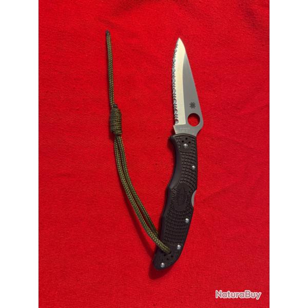 Couteau Spyderco Endura 4 noir � dents