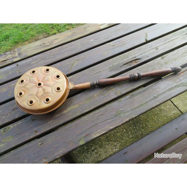 Ancienne grande Bassinoire/chaufferette/Chauffe-Lit en cuivre avec manche en bois - FRANCE (XX�)
