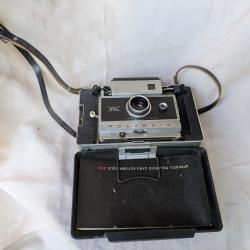 APPAREIL PHOTO POLARO&Iuml;D ANCIEN " POLARO&Iuml;D 250 " AVEC SA NOTICE ET BO&Iuml;TE DE TRANSPORT