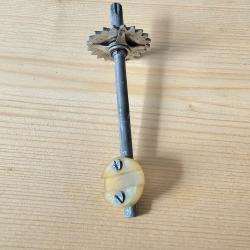 Axe de moulinet MITCHELL 304