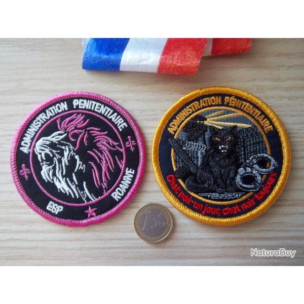 lot �cussons administration p�nitentiaire collection insignes