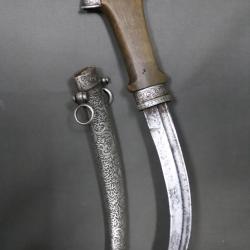 Dague Marocaine dite koumya &agrave; lame griffe de lion - Maroc, 19&egrave;me si&egrave;cle