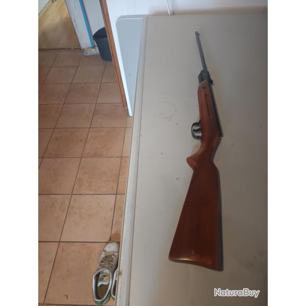 Vends belle Slavia 618 air comprim�.