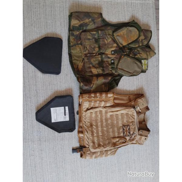2 Housses pare-balles, gilets porte plaques