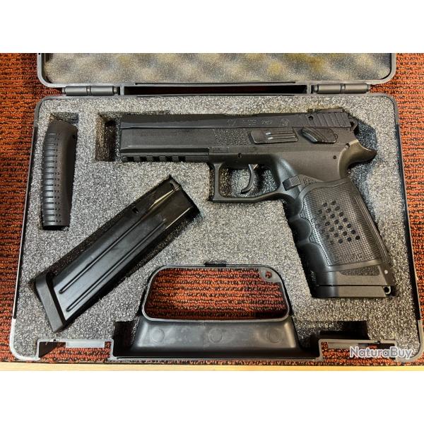 PISTOLET SEMI AUTO CZ P-09 CALIBRE 9X19 - MALLETTE - 2 CHARGEURS - OCCASION