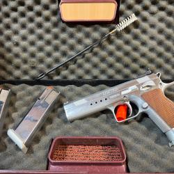 PISTOLET TANFOGLIO LIMITED HC CALIBRE 40S&W - 2 CHARGEURS - MALLETTE - OCCAS