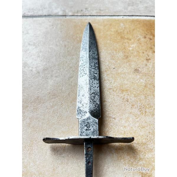 Le Vengeur Fleur de Lys