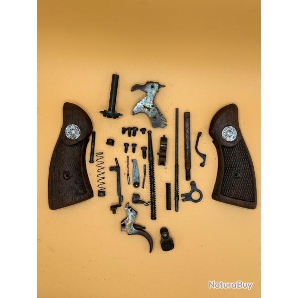 KIT DE PIECES DE REVOLVER TAURUS MODELE 82- 38 SP