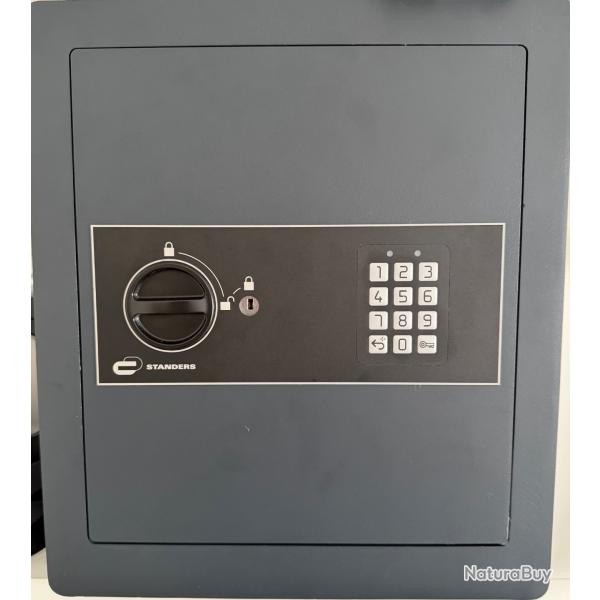 Coffre fort Standers 40l � code et � cl�s