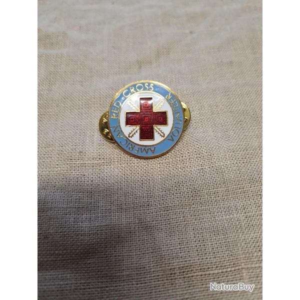 Insigne , �maill� de L'am�rican Red Cross VOLONTAIRE US WW2 ( 1 )