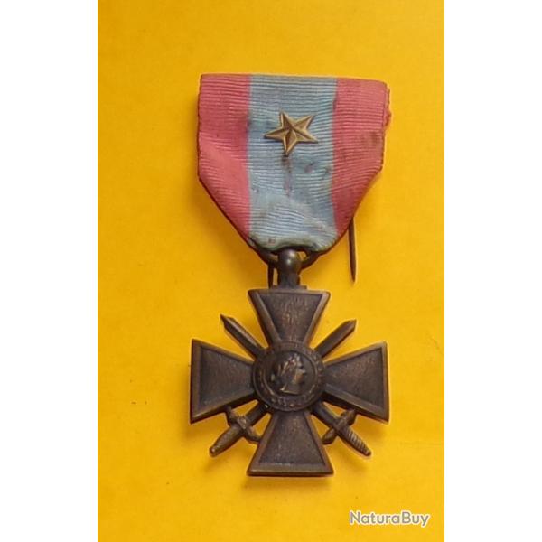 MEDAILLE MILITAIRE THEATRES OPERATIONS EXTERIEURES , REPUBLIQUE FRANCAISE  ,BON  ETAT  VOIR PHOTOS
