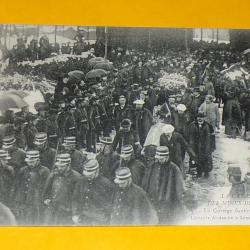 CARTE POSTALE PAS DE CALAIS  : carte postale ancienne la catastrophe des mines de Courri&egrave;res (62) LE