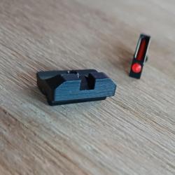 Hausse et guidon TRUGLO en m&eacute;tal pour glock.