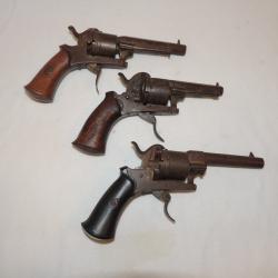 LOT 3  REVOLVERS A BROCHE TYPE LEFAUCHEUX