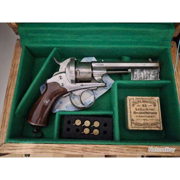 Magnifique CHAMELOT DELVIGNE dit "de Gaucher"