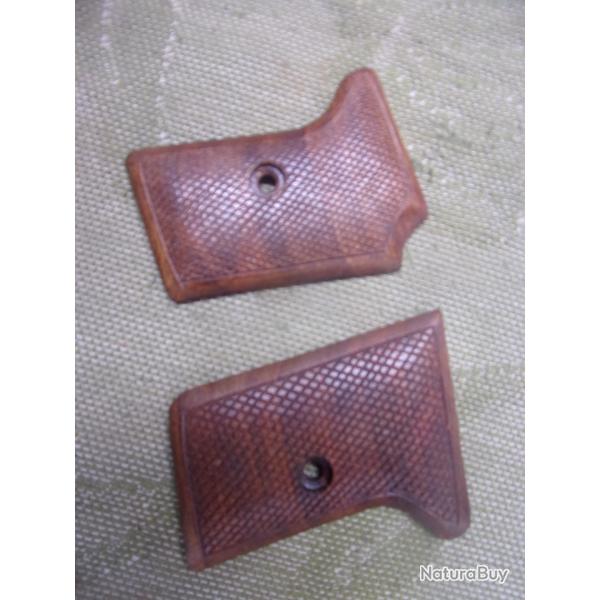 plaquettes de  pistolet Le Fran�ais Manufrance (canon basculant)