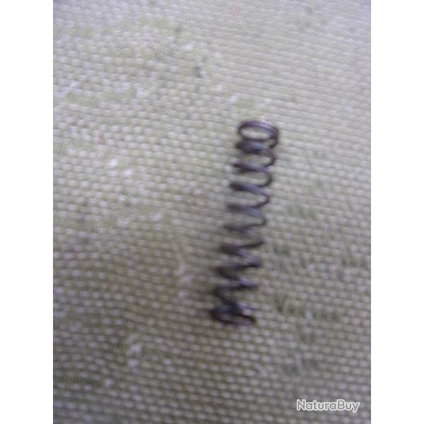 ressort de culasse de  pistolet Le Fran�ais Manufrance (canon basculant)